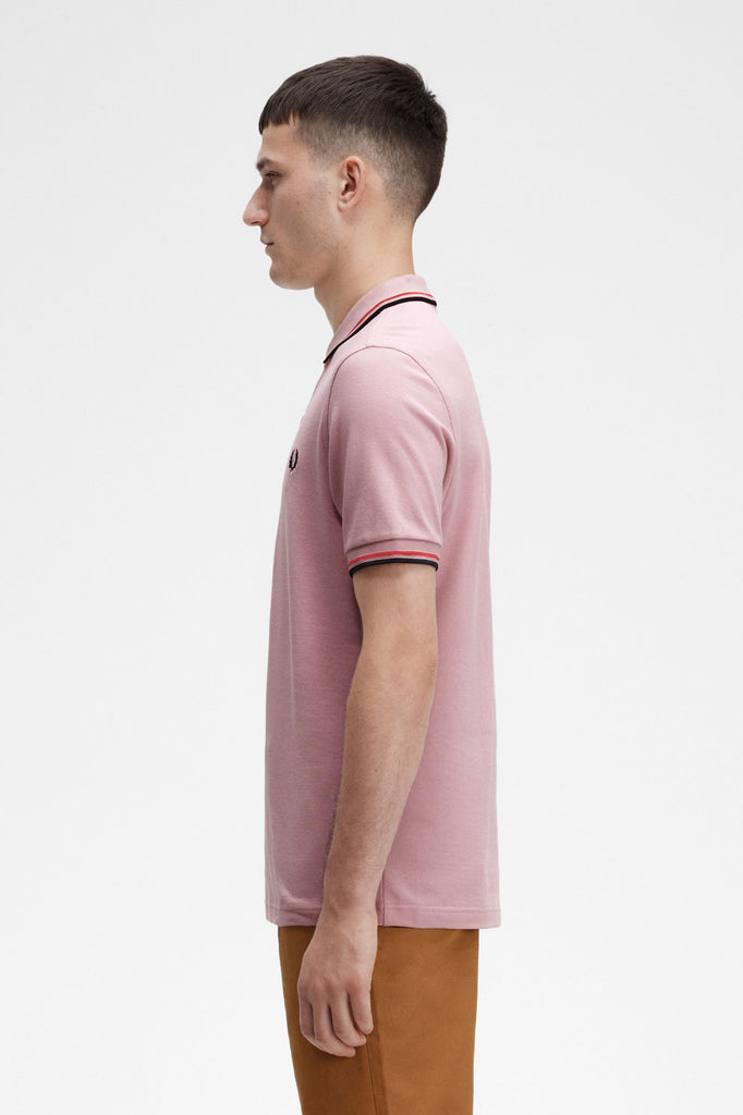 Twin Tipped Fred Perry Shirt in Chalk Pink / Washed Red / Black-polo-Heroes