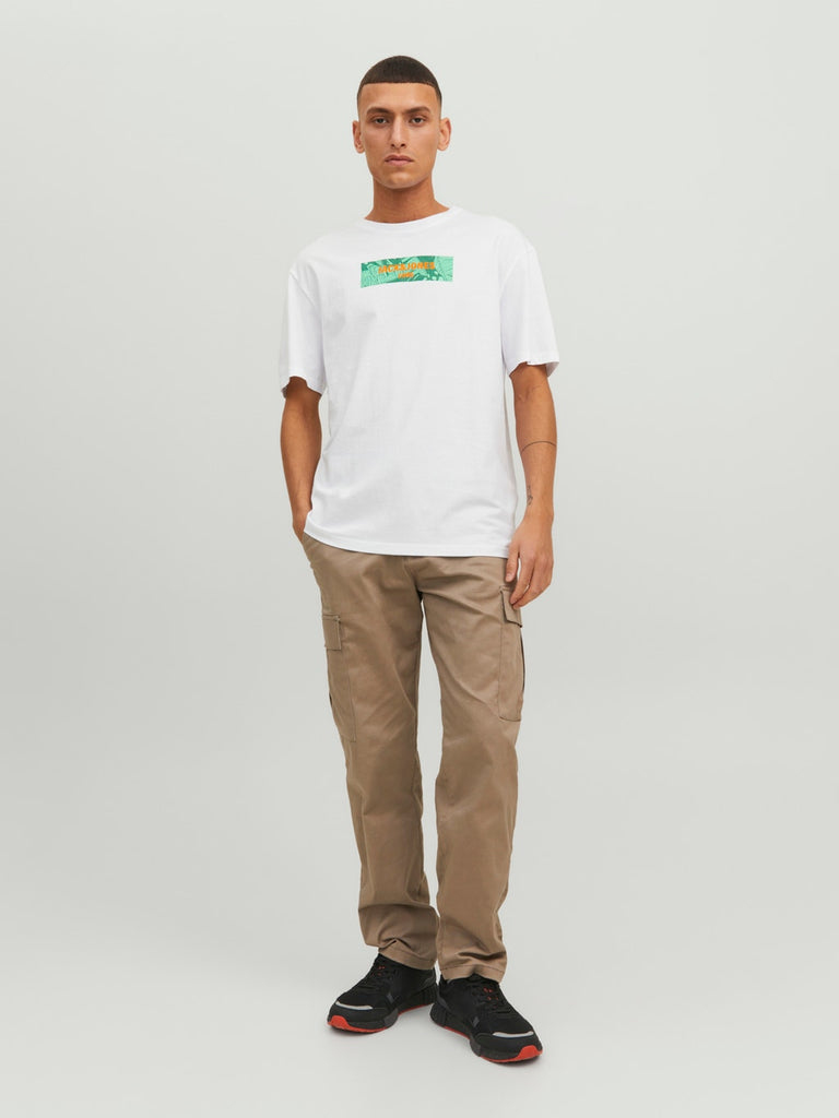 Relaxed Fit O-Neck T-Shirt in White-t shirts-Heroes