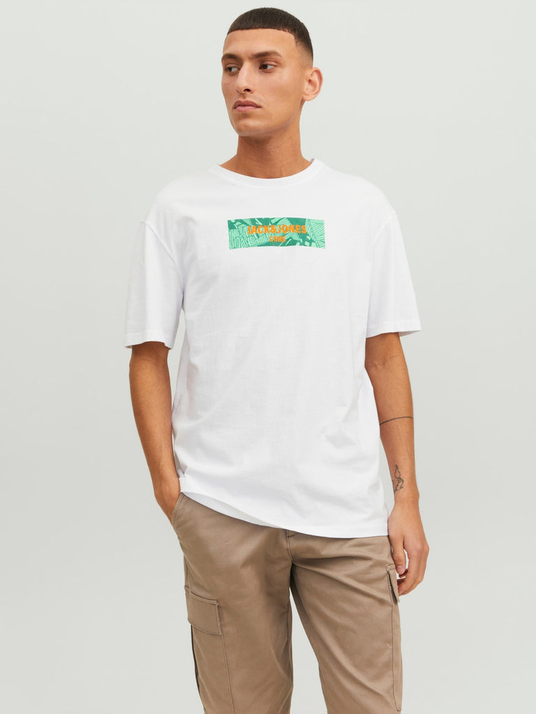 Relaxed Fit O-Neck T-Shirt in White-t shirts-Heroes